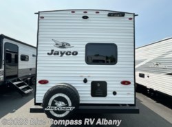New 2026 Jayco Jay Flight SLX 261BHS available in Latham, New York