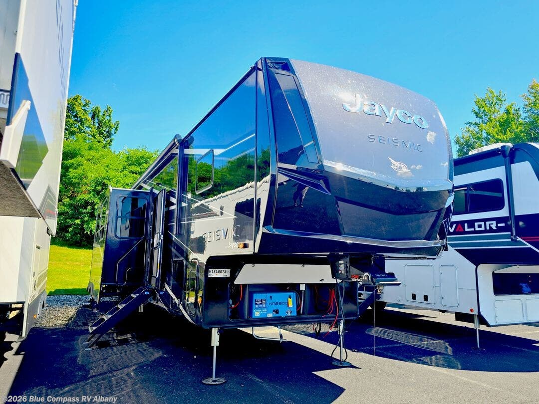 New 2027 Jayco Seismic 395 available in Latham, New York