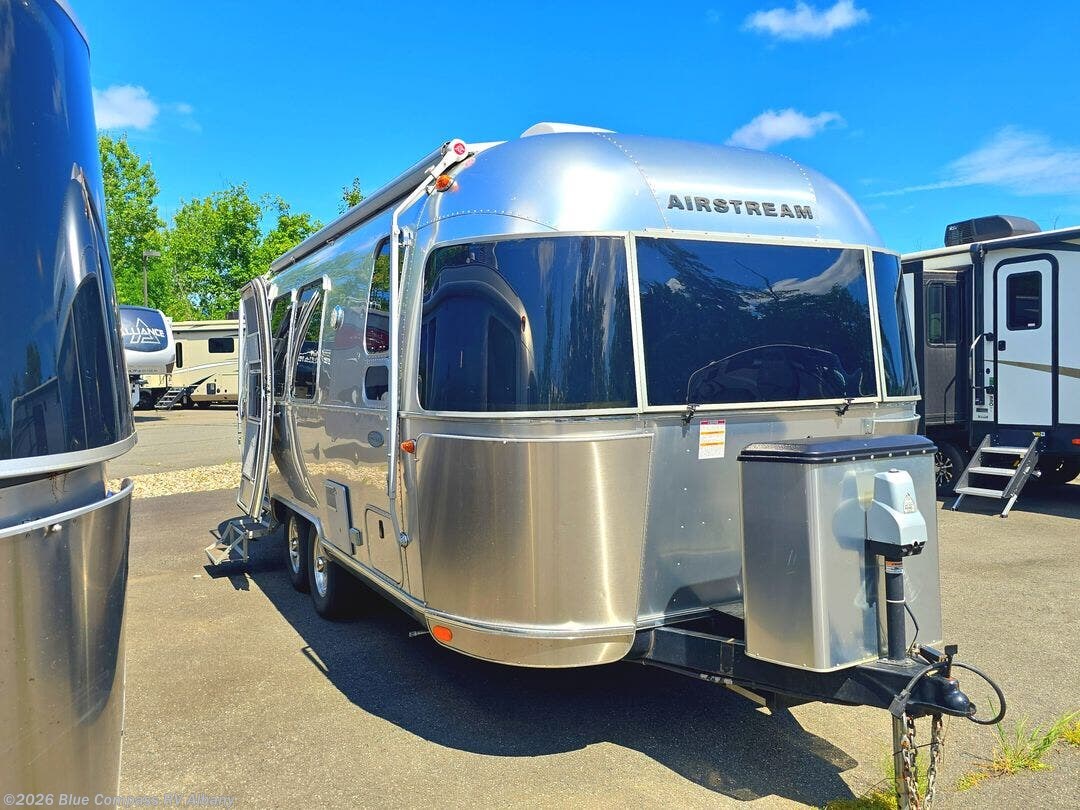 Used 2019 Airstream Flying Cloud 23FB available in Latham, New York