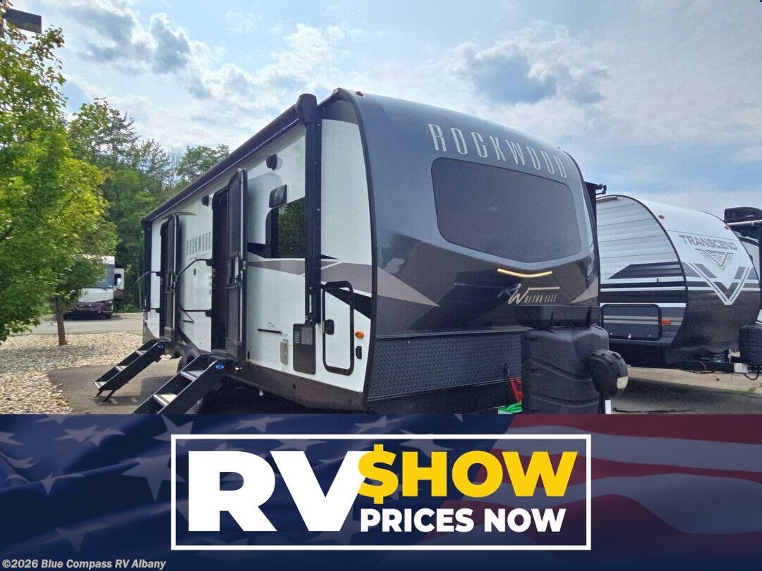 Used 2022  Forest River Rockwood Ultra Lite 2608BS by Forest River from Blue Compass RV Albany in Latham, NY