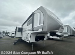 New 2025 Alliance RV Avenue 32RLS available in West Seneca, New York