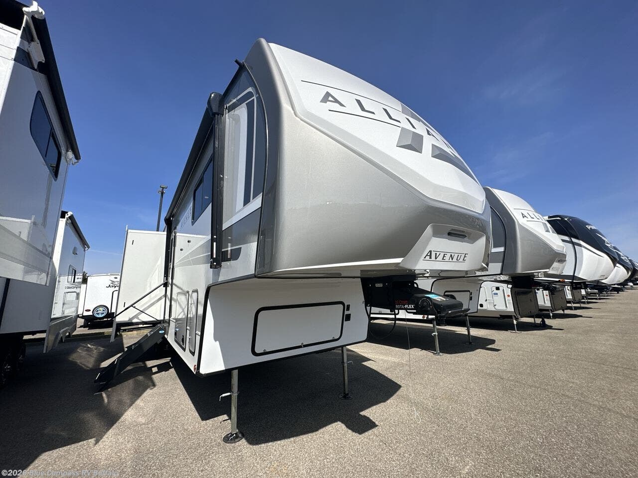 New 2025 Alliance RV Avenue 38DBL available in West Seneca, New York