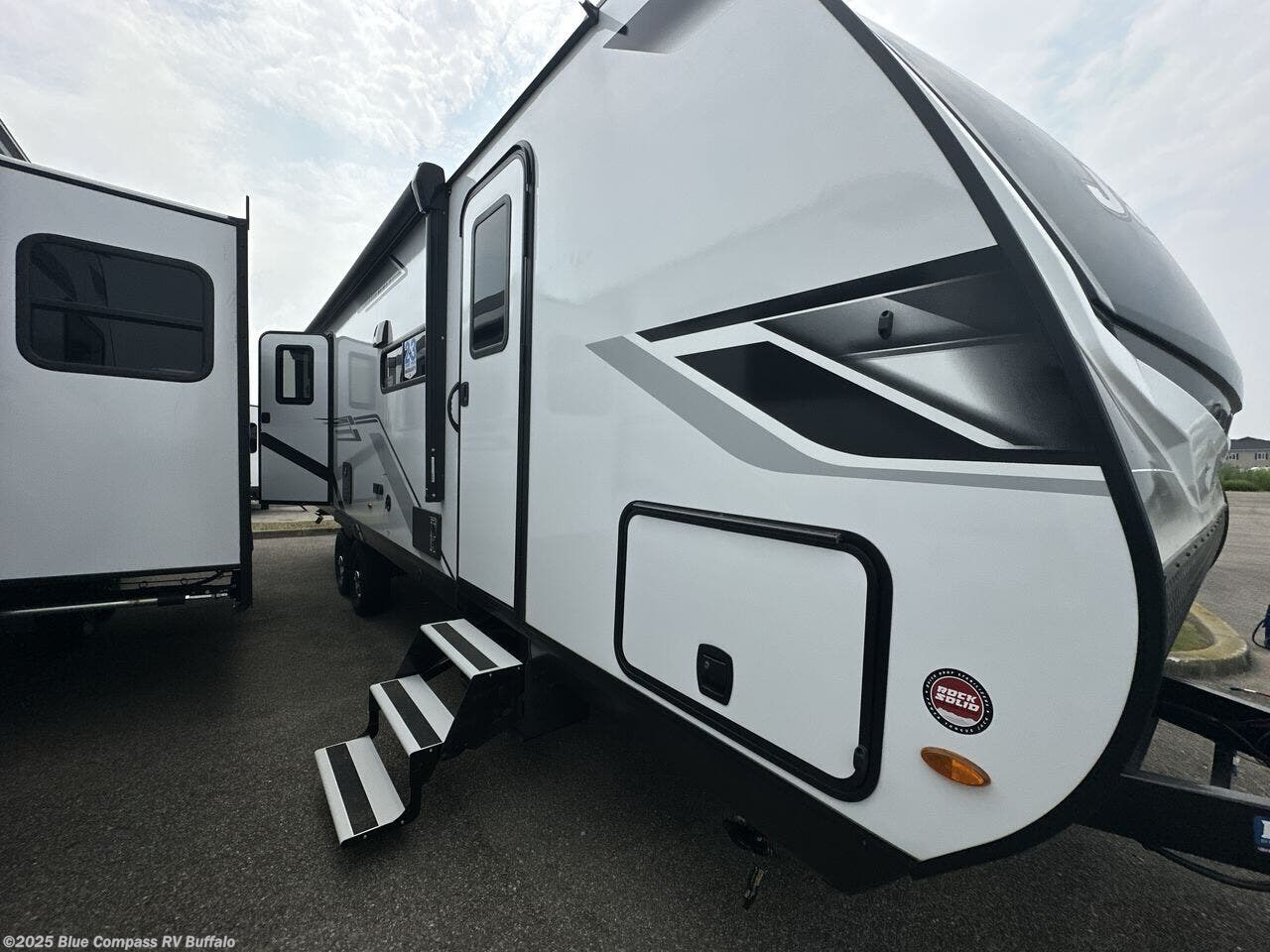 New 2026 Jayco Jay Feather 27BH available in West Seneca, New York