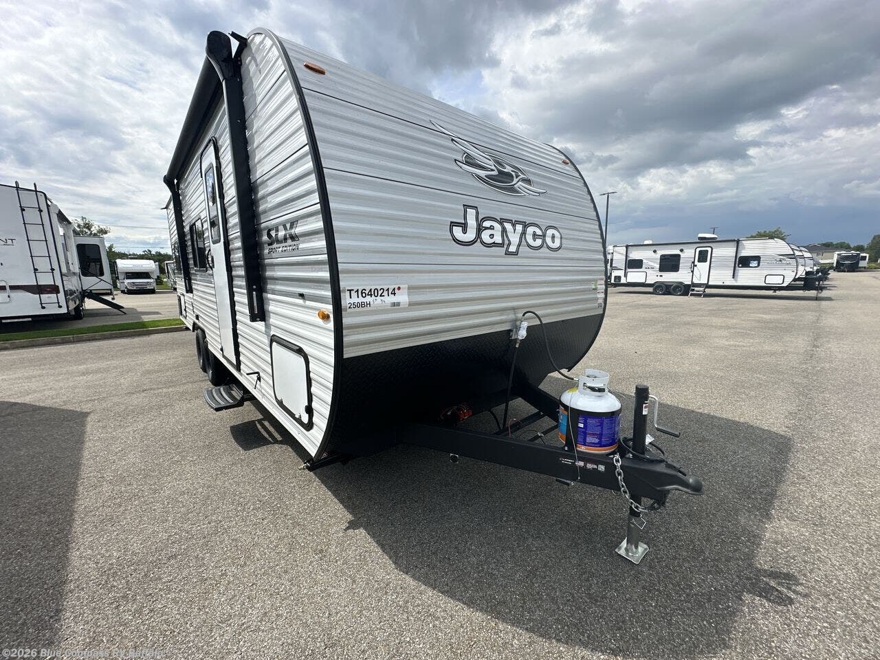 New 2026 Jayco Jay Flight SLX 250BH available in West Seneca, New York