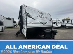 New 2026 Jayco Jay Flight SLX 210QB available in West Seneca, New York