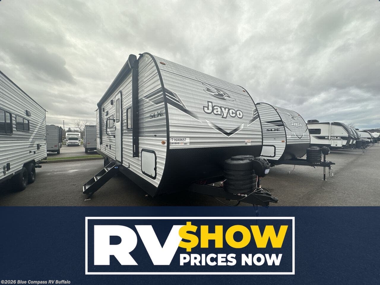 New 2026 Jayco Jay Flight SLX 261BHS available in West Seneca, New York