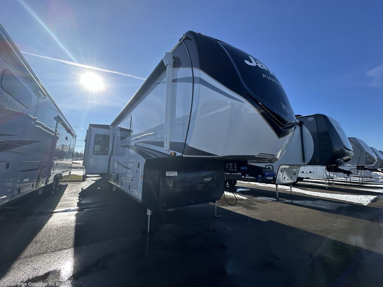 New 2026 Jayco Pinnacle 36FBTS available in West Seneca, New York