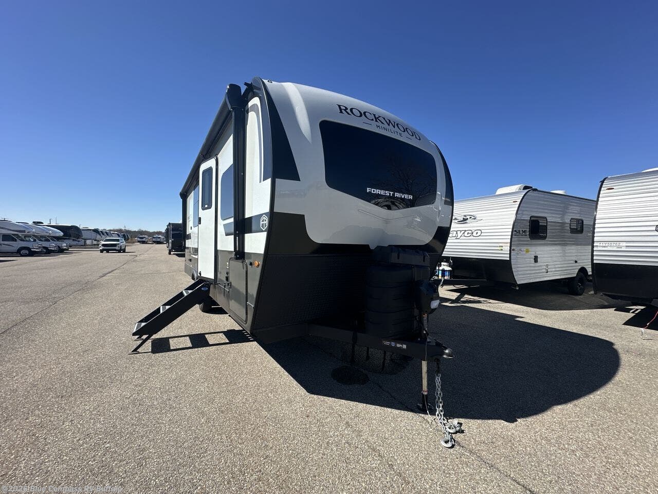 New 2026 Forest River Rockwood Mini Lite 2522FB available in West Seneca, New York