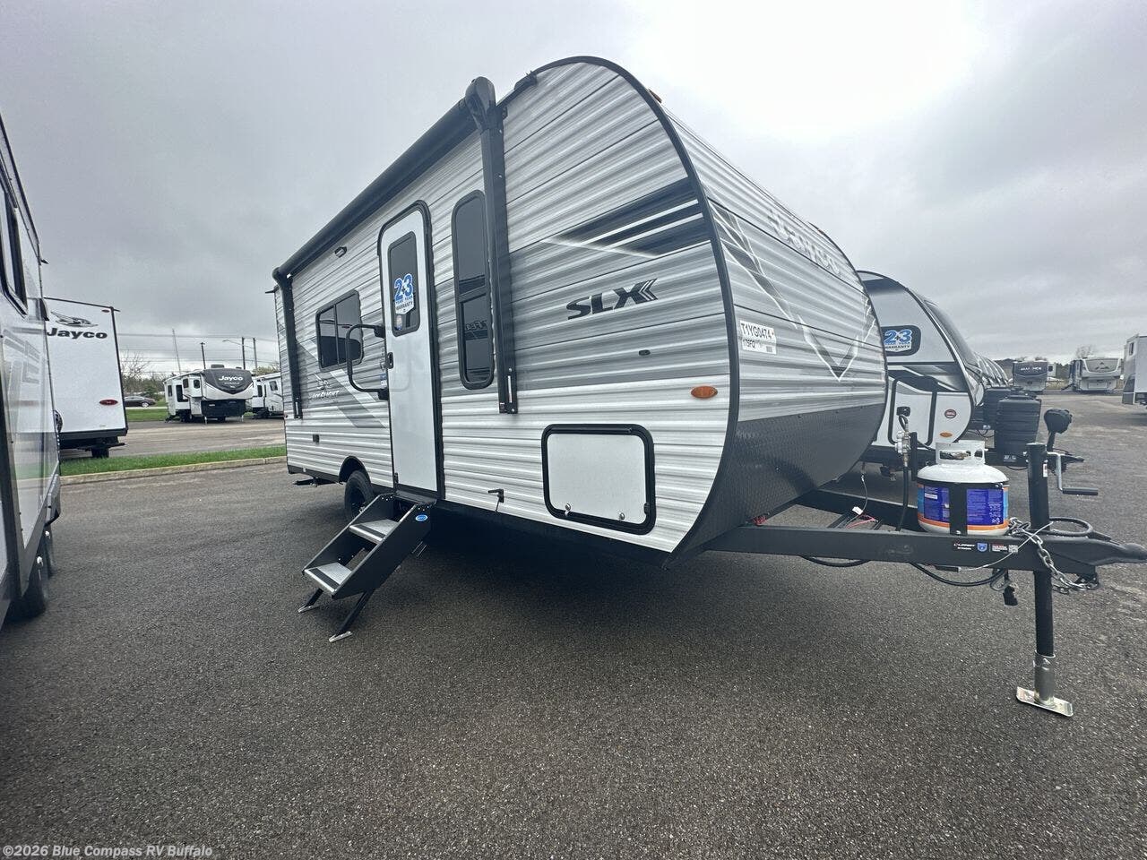New 2026 Jayco Jay Flight SLX 175FQ available in West Seneca, New York