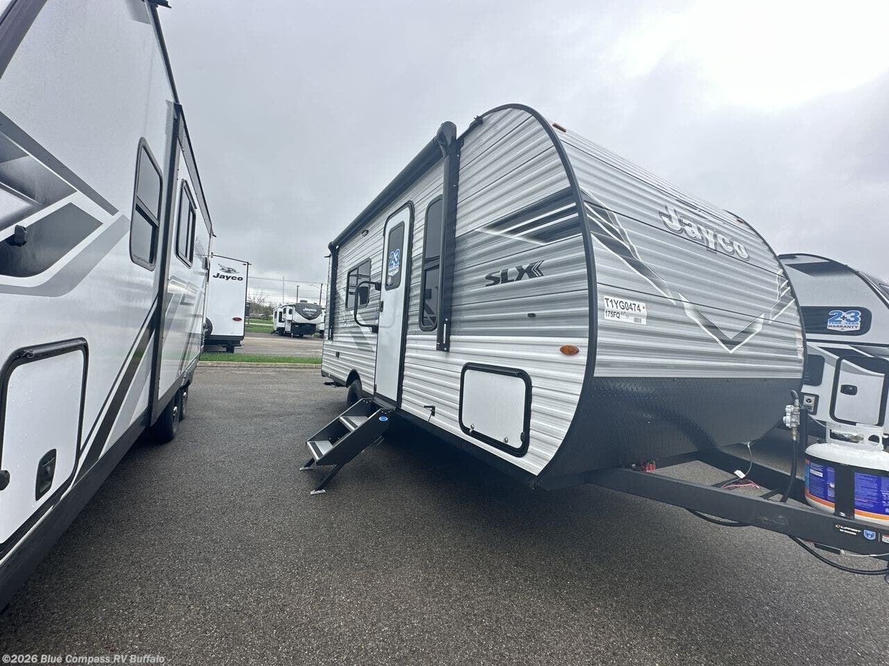 New 2026 Jayco Jay Flight SLX 175FQ available in West Seneca, New York