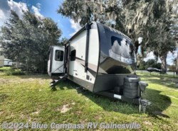 New 2024 Forest River Rockwood Signature 8336BH available in Alachua, Florida