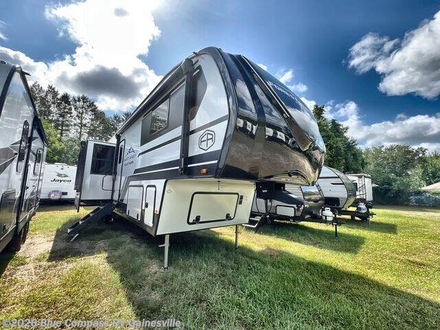 New 2025 East to West Blackthorn 3700BH-OK available in Alachua, Florida