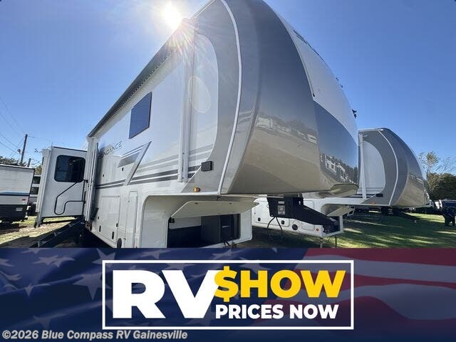 New 2026 Heartland Sundance 32RLBS available in Alachua, Florida