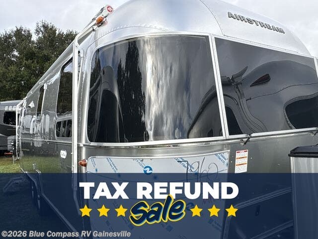New 2026 Airstream Flying Cloud 27FB available in Alachua, Florida