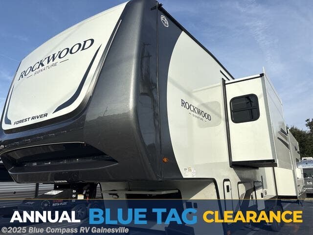 New 2026 Forest River Rockwood Signature 401SB available in Alachua, Florida