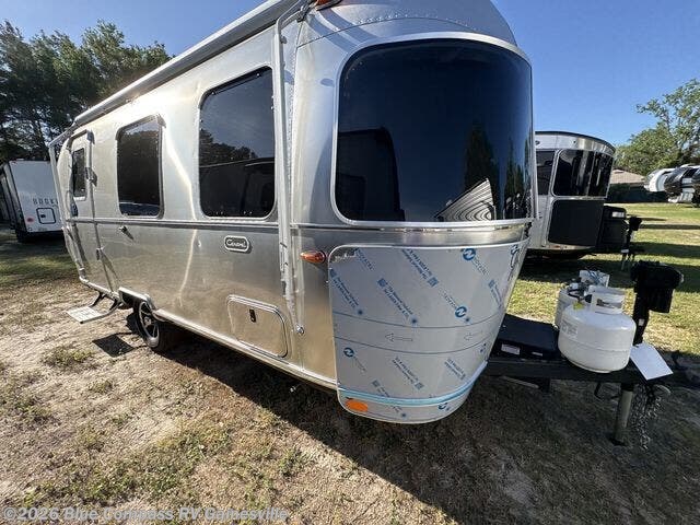 New 2026 Airstream Caravel 22FB available in Alachua, Florida