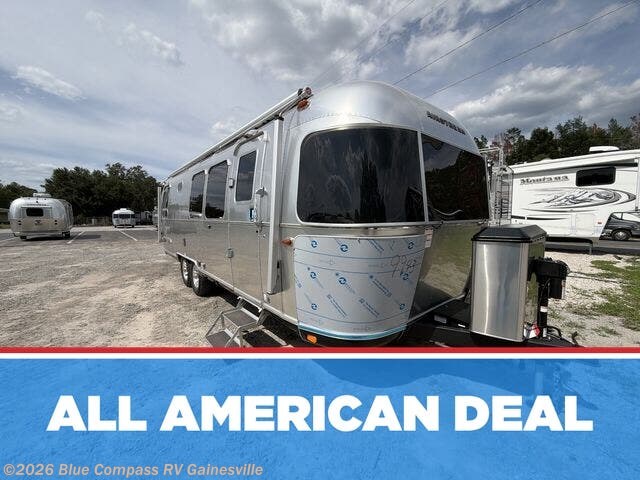 New 2026 Airstream Classic 28RB Twin available in Alachua, Florida