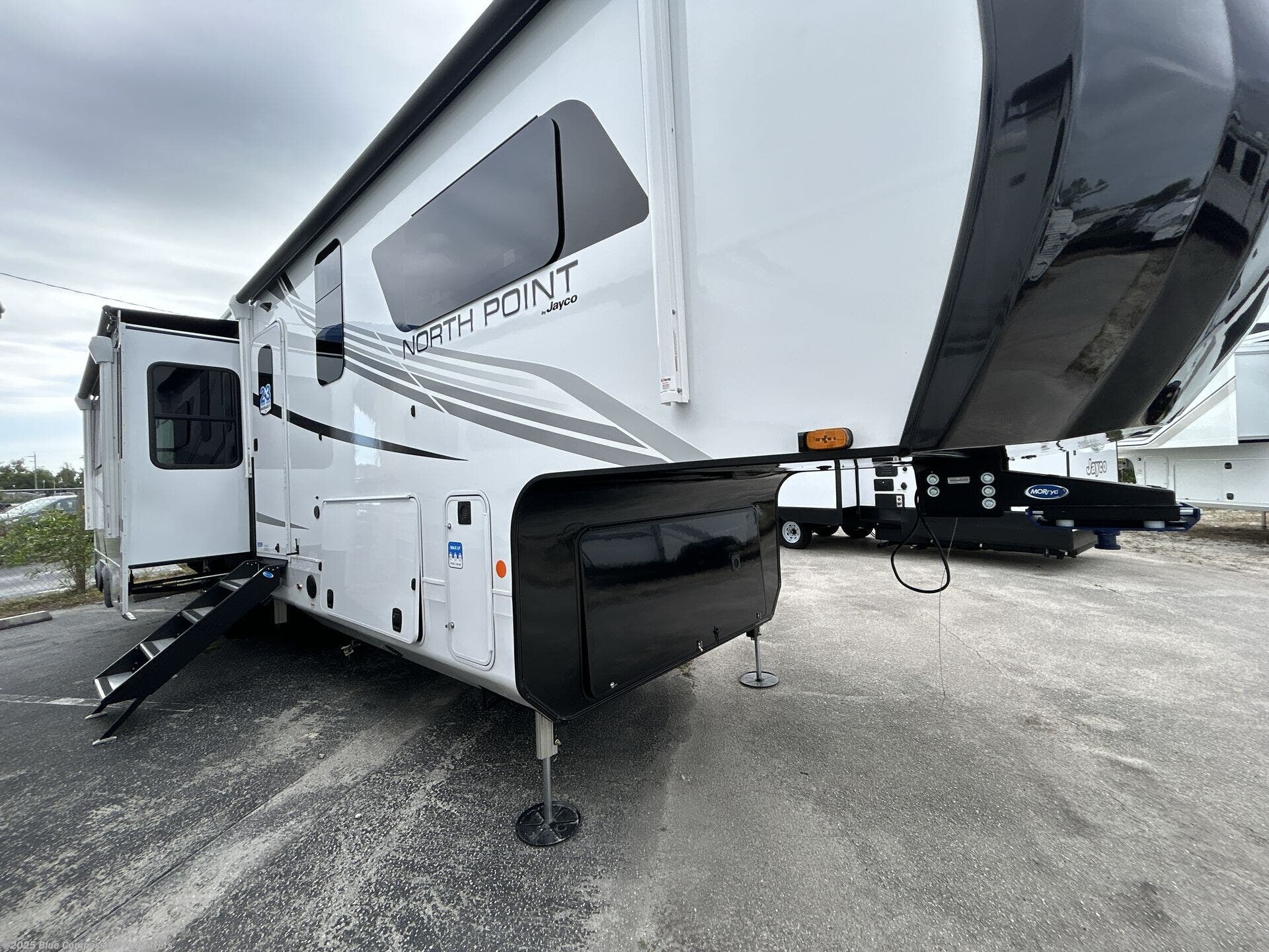 New 2025 Jayco North Point 390CKDS available in Fort Myers, Florida