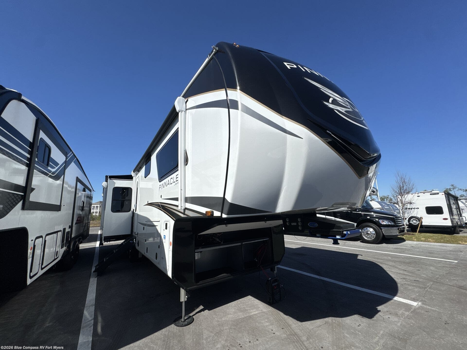 New 2025 Jayco Pinnacle 38KPTS available in Fort Myers, Florida
