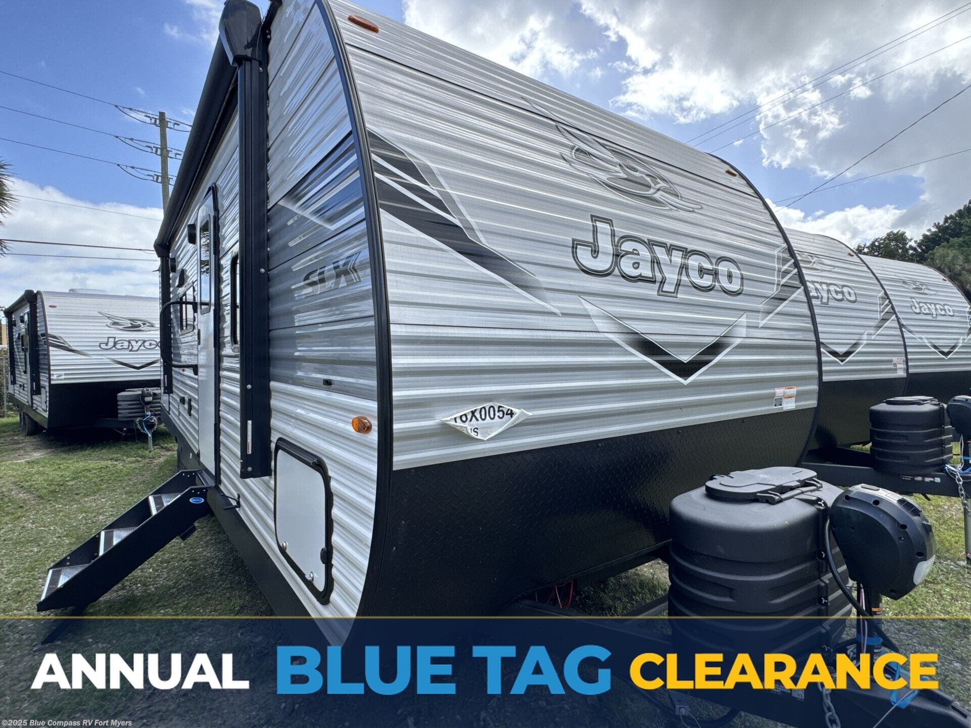New 2025 Jayco Jay Flight SLX 261BHS available in Fort Myers, Florida