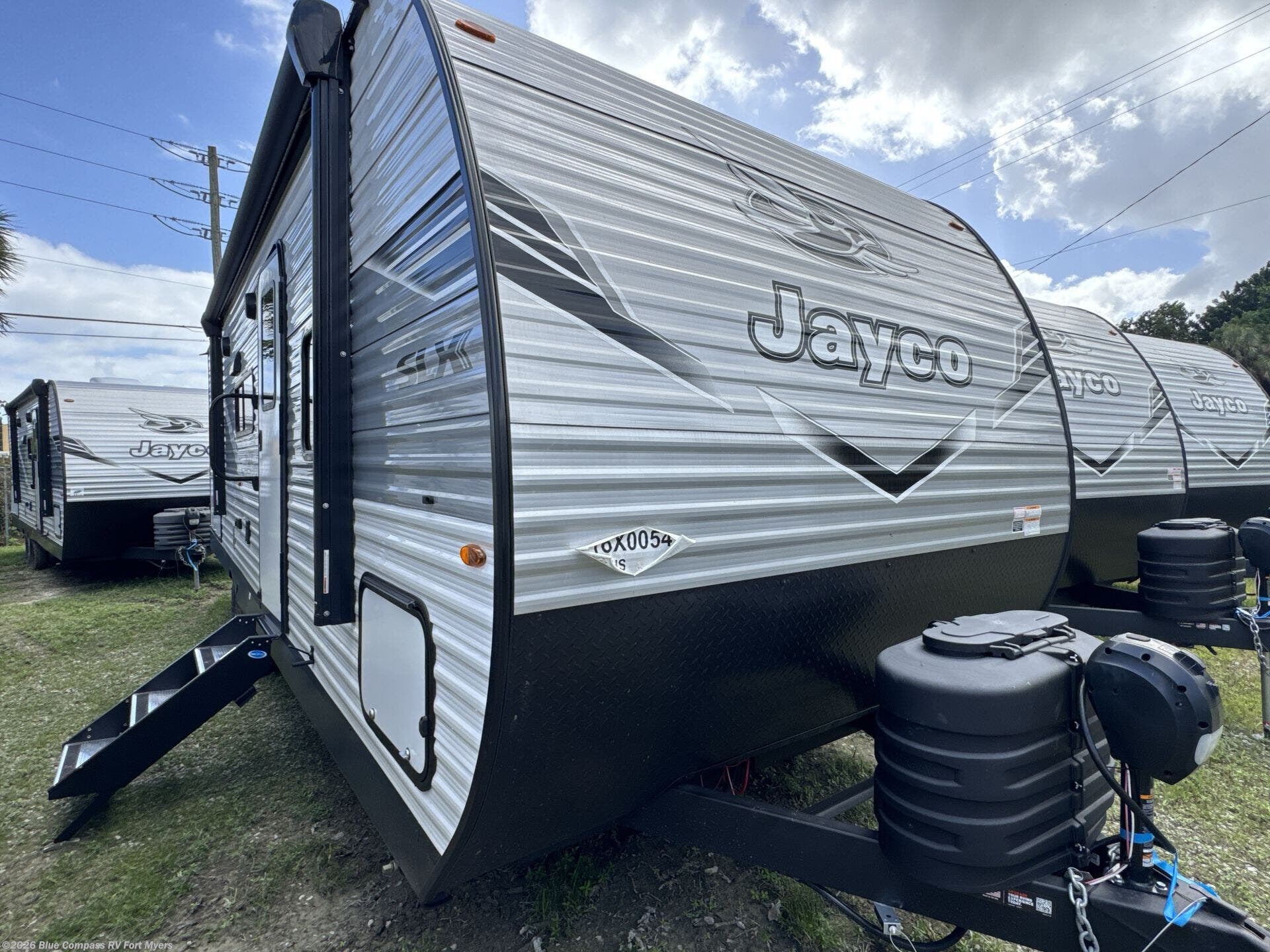 New 2025 Jayco Jay Flight SLX 261BHS available in Fort Myers, Florida