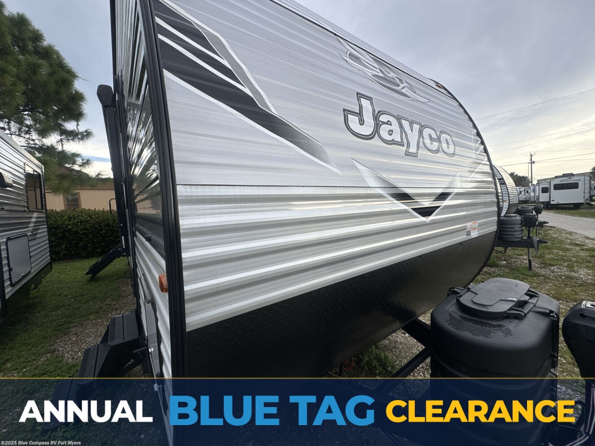 New 2025 Jayco Jay Flight SLX 262RLS available in Fort Myers, Florida