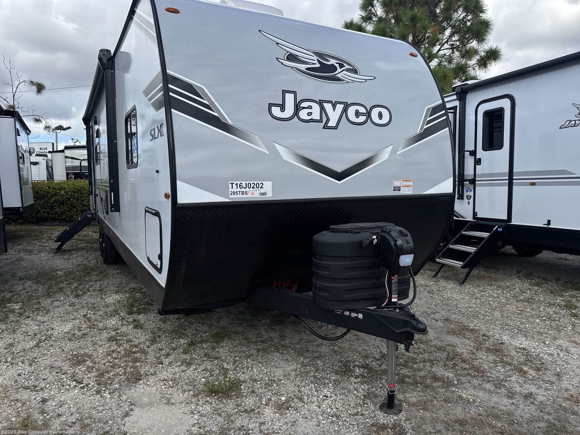 New 2026 Jayco Jay Flight SLX 295TBS available in Fort Myers, Florida
