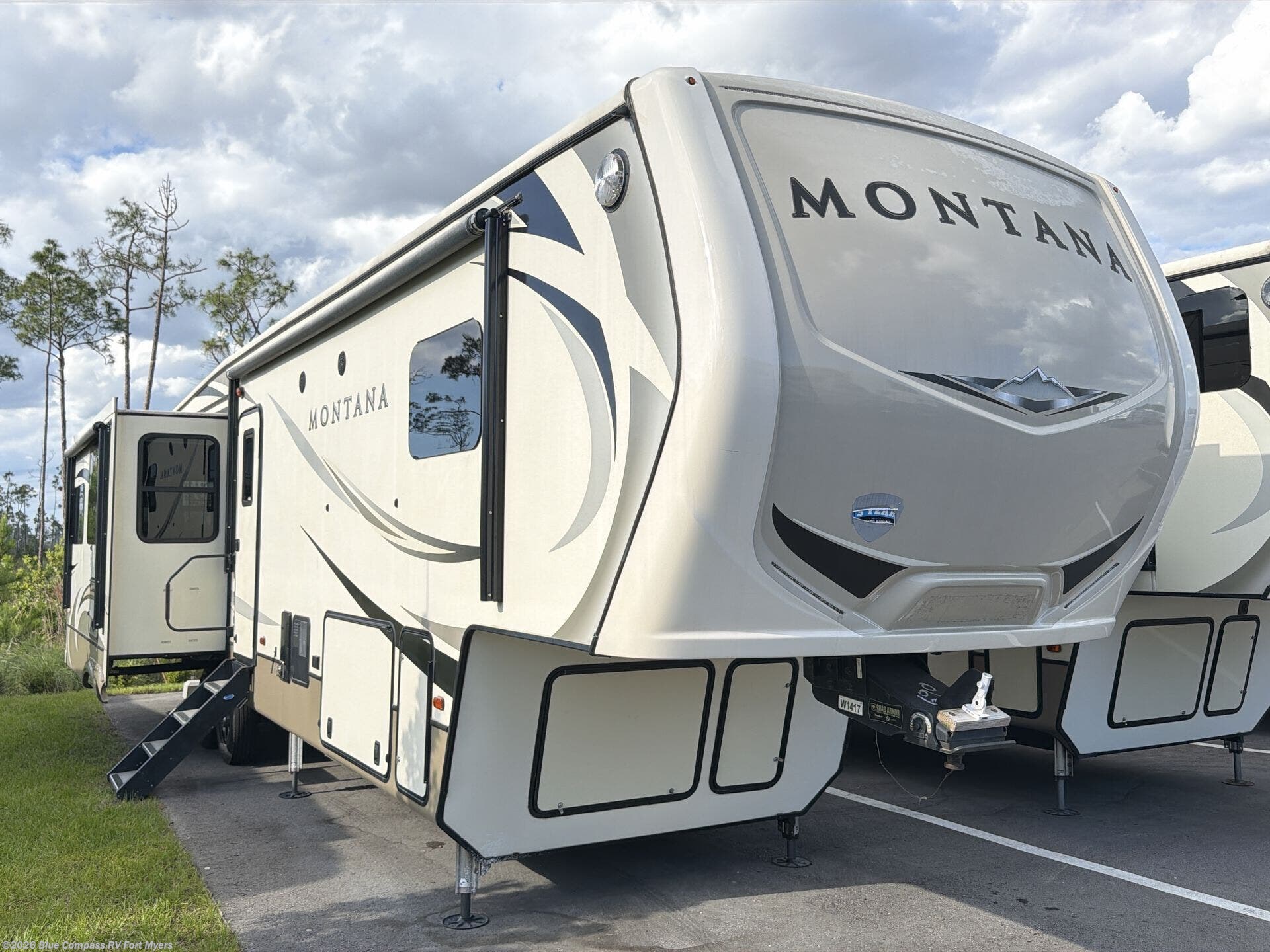 Used 2018 Keystone Montana 3720RL available in Fort Myers, Florida