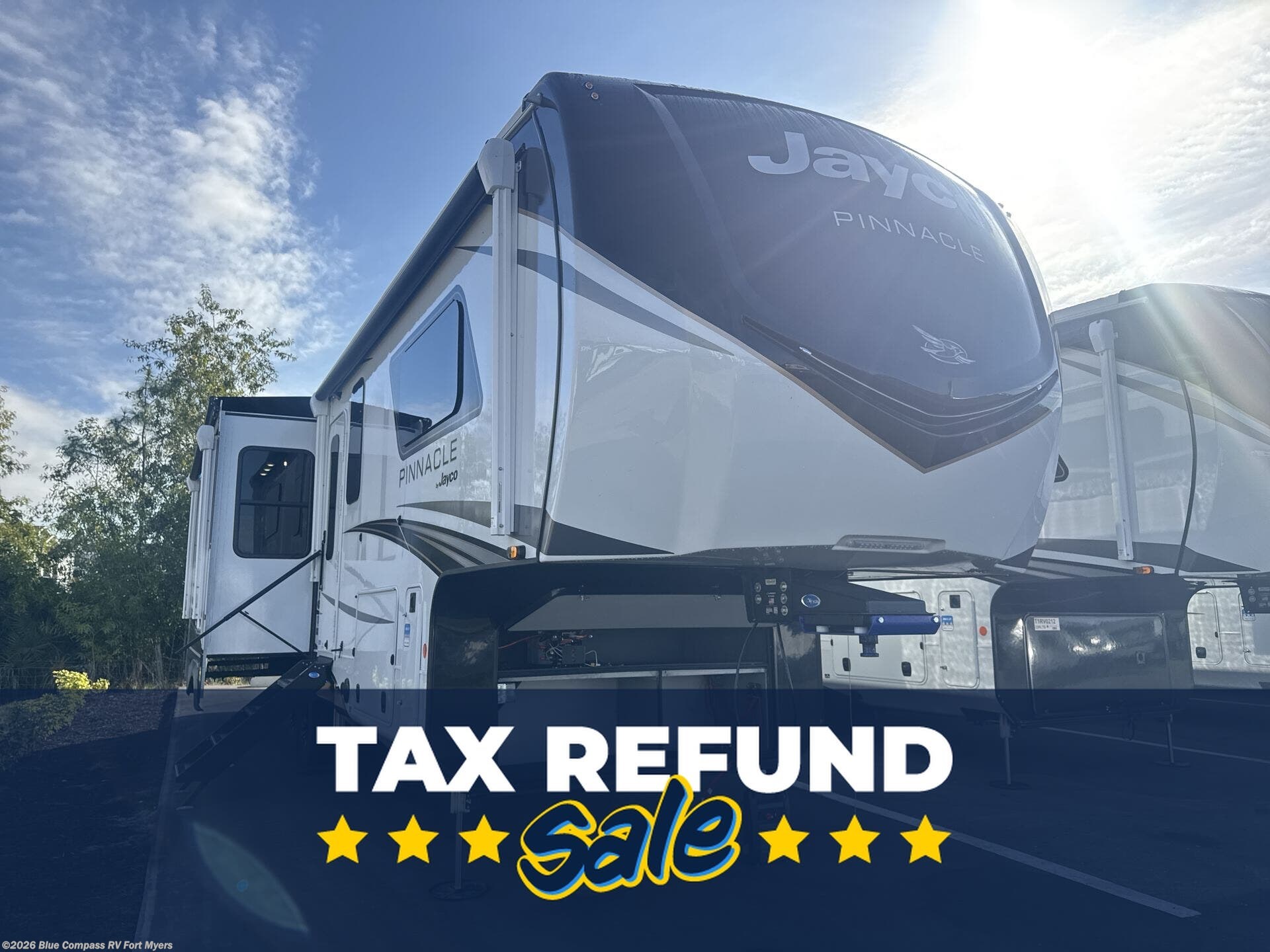 New 2026 Jayco Pinnacle 32RLTS available in Fort Myers, Florida