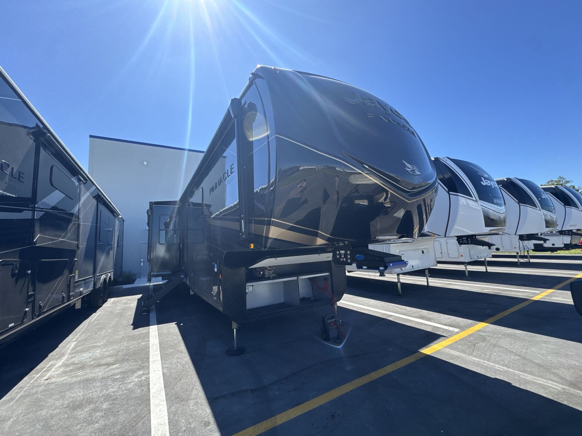New 2026 Jayco Pinnacle 36FBTS available in Fort Myers, Florida