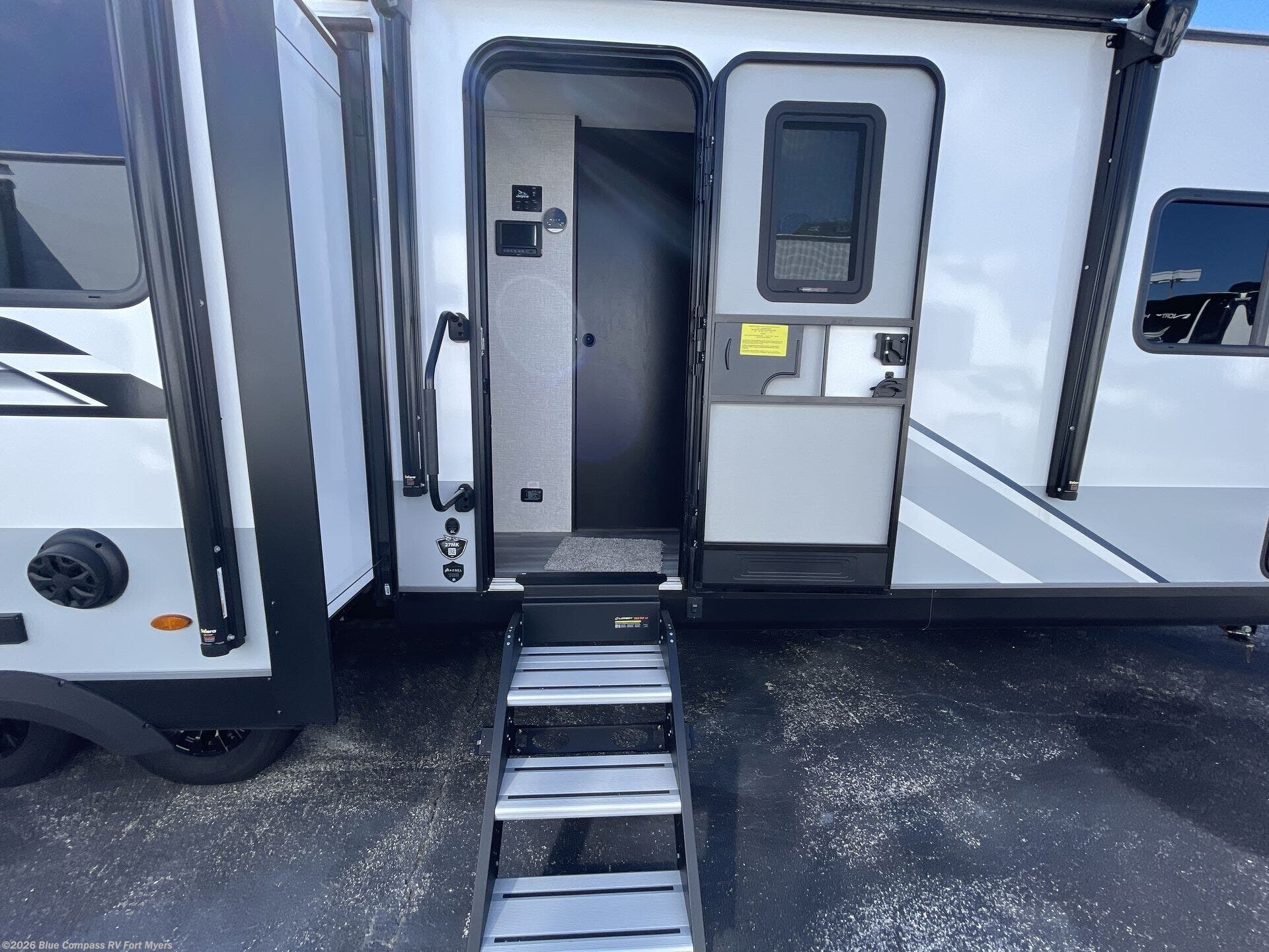 New 2025 Jayco Jay Feather 27MK available in Fort Myers, Florida