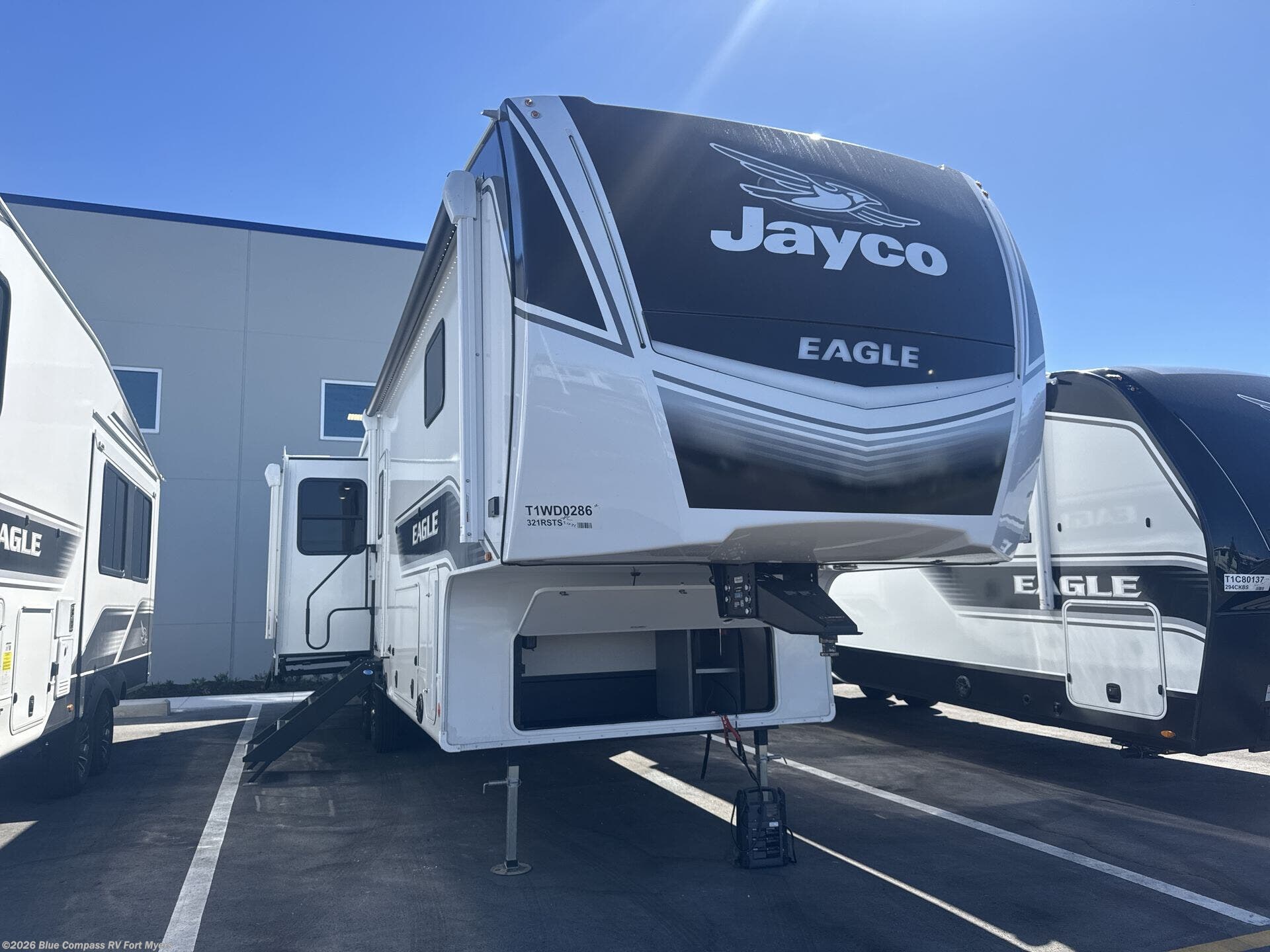 New 2026 Jayco Eagle 321RSTS available in Fort Myers, Florida