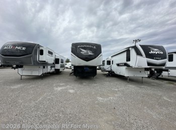 New 2026 Jayco Pinnacle 38FBRK available in Fort Myers, Florida