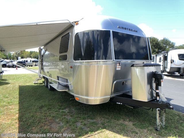 Used 2024 Airstream Flying Cloud 27FB available in Fort Myers, Florida