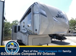 Used 2018 Jayco Eagle 325BHQS available in Casselberry, Florida