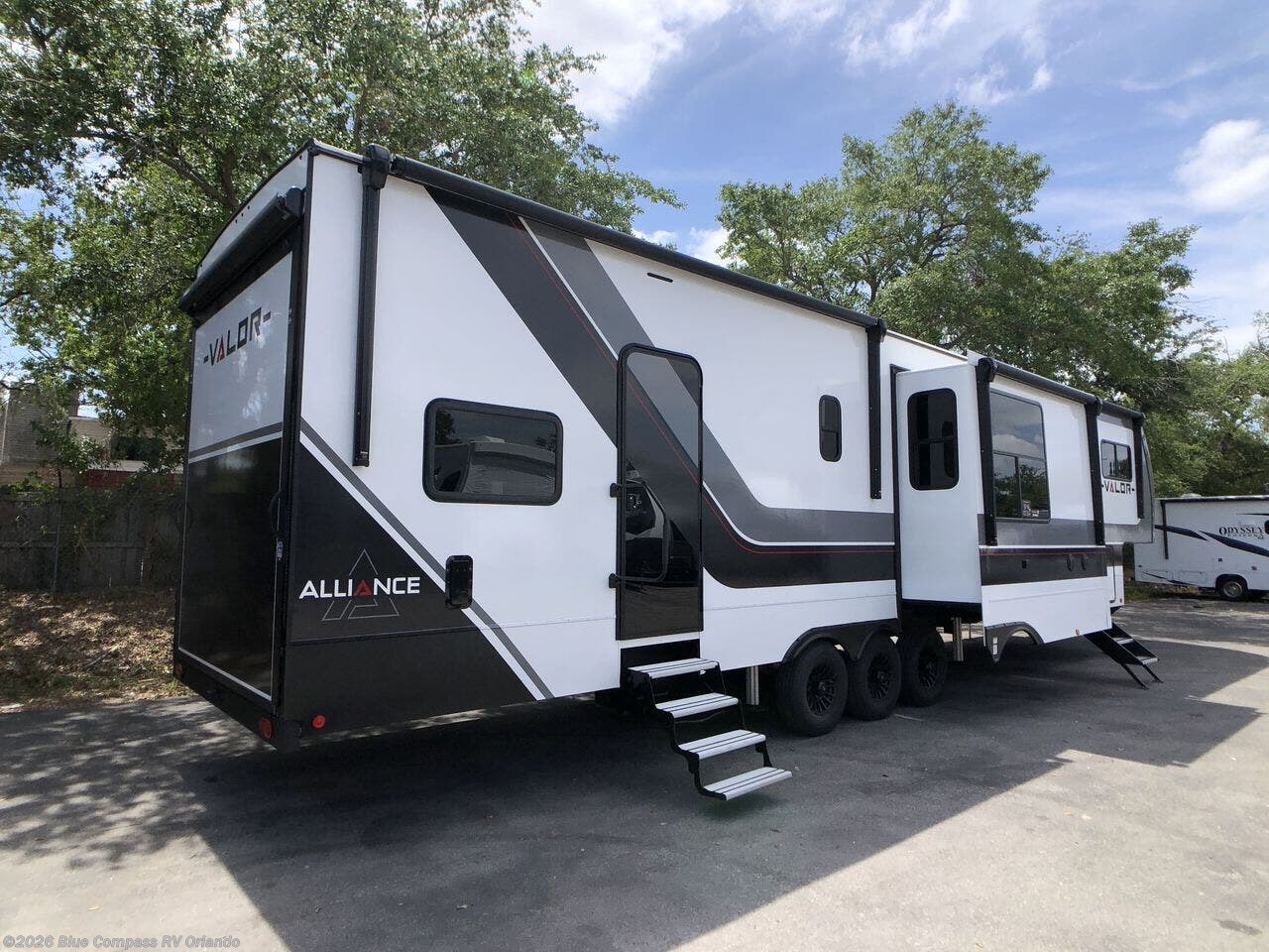 New 2025 Alliance RV Valor 44V14 available in Casselberry, Florida