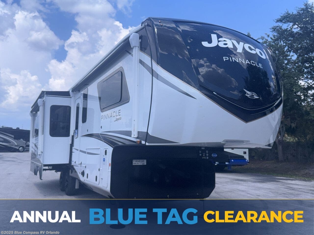 New 2026 Jayco Pinnacle 32RLTS available in Casselberry, Florida