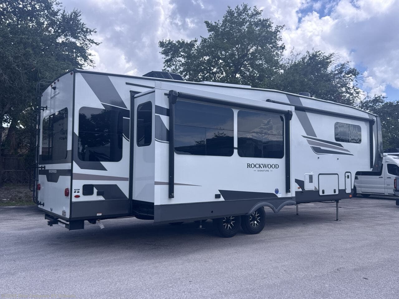 New 2026 Forest River Rockwood Signature R361RLS available in Casselberry, Florida