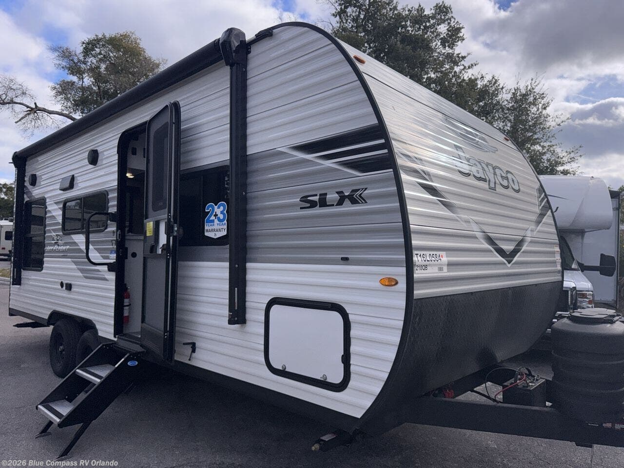 New 2026 Jayco Jay Flight SLX 210QB available in Casselberry, Florida