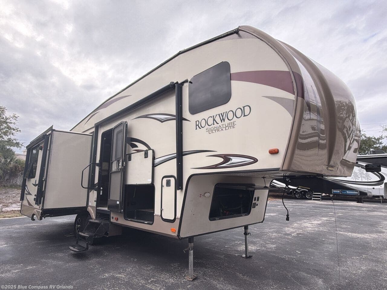 Used 2017 Forest River Rockwood Signature Ultra Lite 8289WS available in Casselberry, Florida