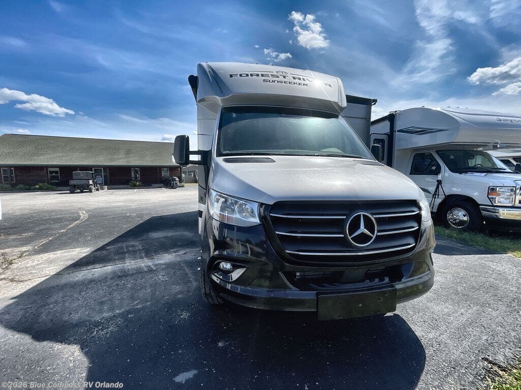 New 2026 Forest River Sunseeker Classic 2440DS available in Casselberry, Florida