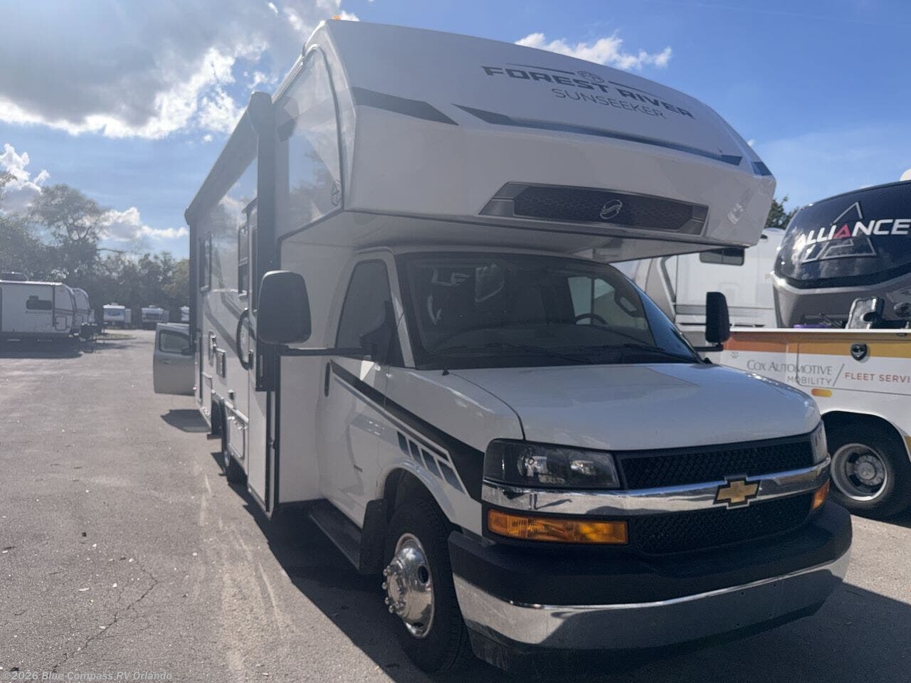 New 2026 Forest River Sunseeker LE 2350LE Chevy available in Casselberry, Florida