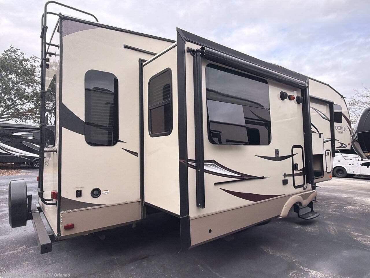 Used 2017 Forest River Rockwood Signature Ultra Lite 8289WS available in Casselberry, Florida