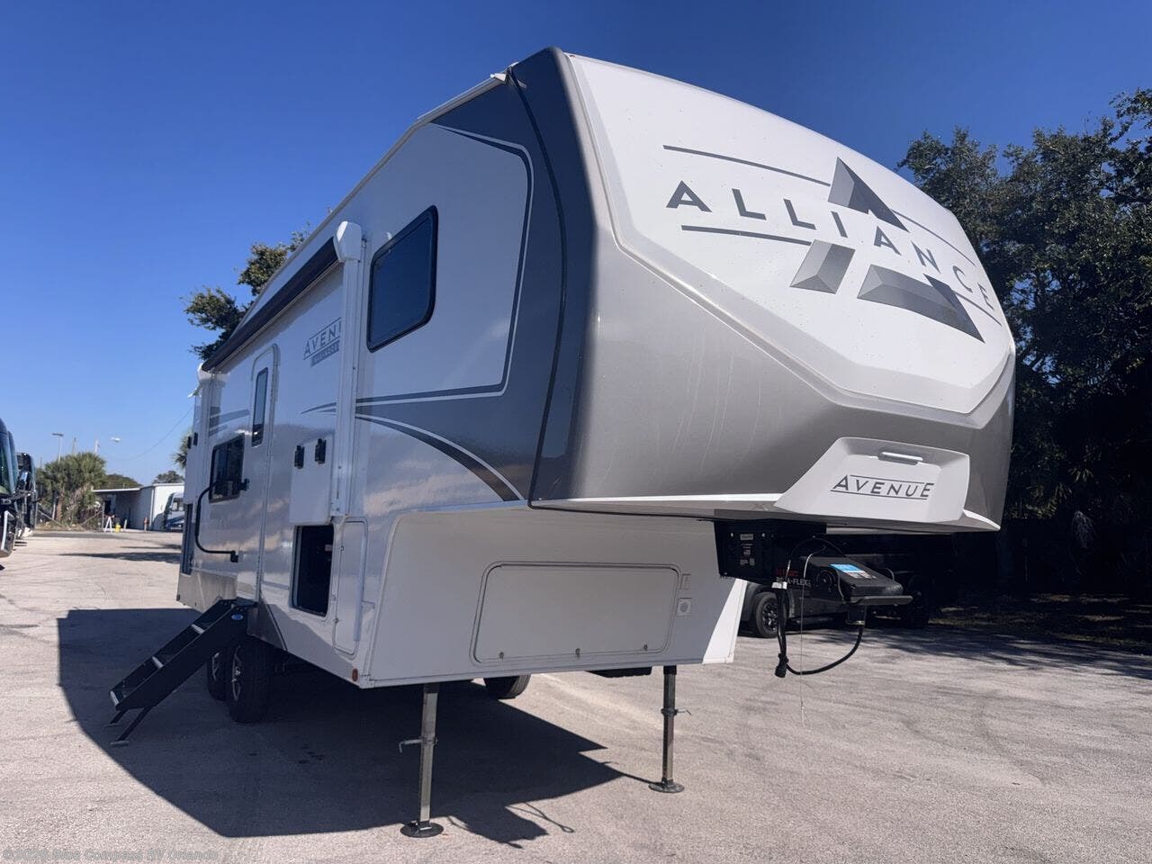 New 2026 Alliance RV Avenue All-Access 23ML available in Casselberry, Florida