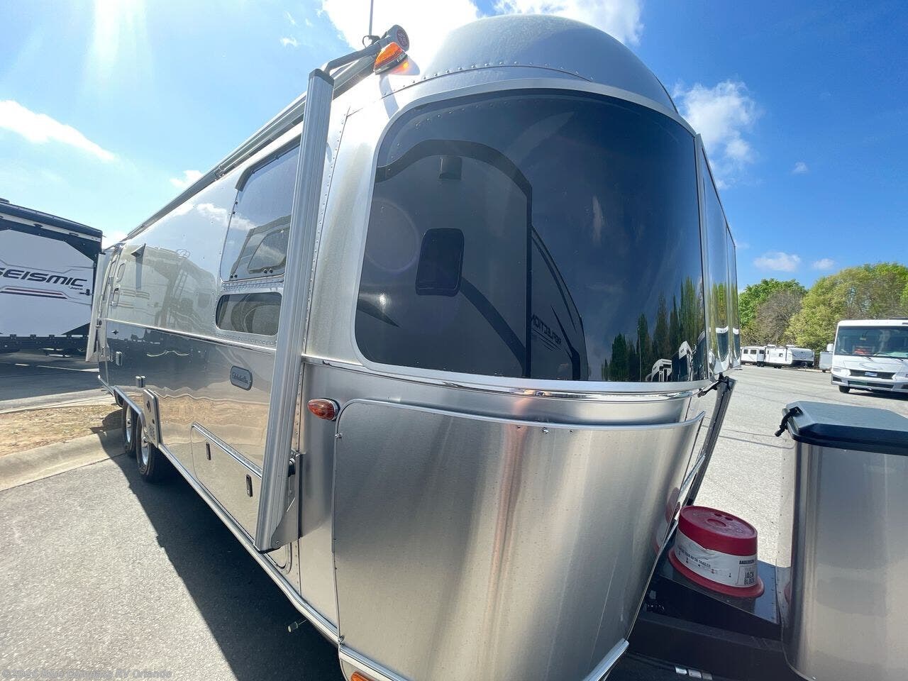 Used 2023 Airstream Globetrotter 27FB Twin available in Casselberry, Florida