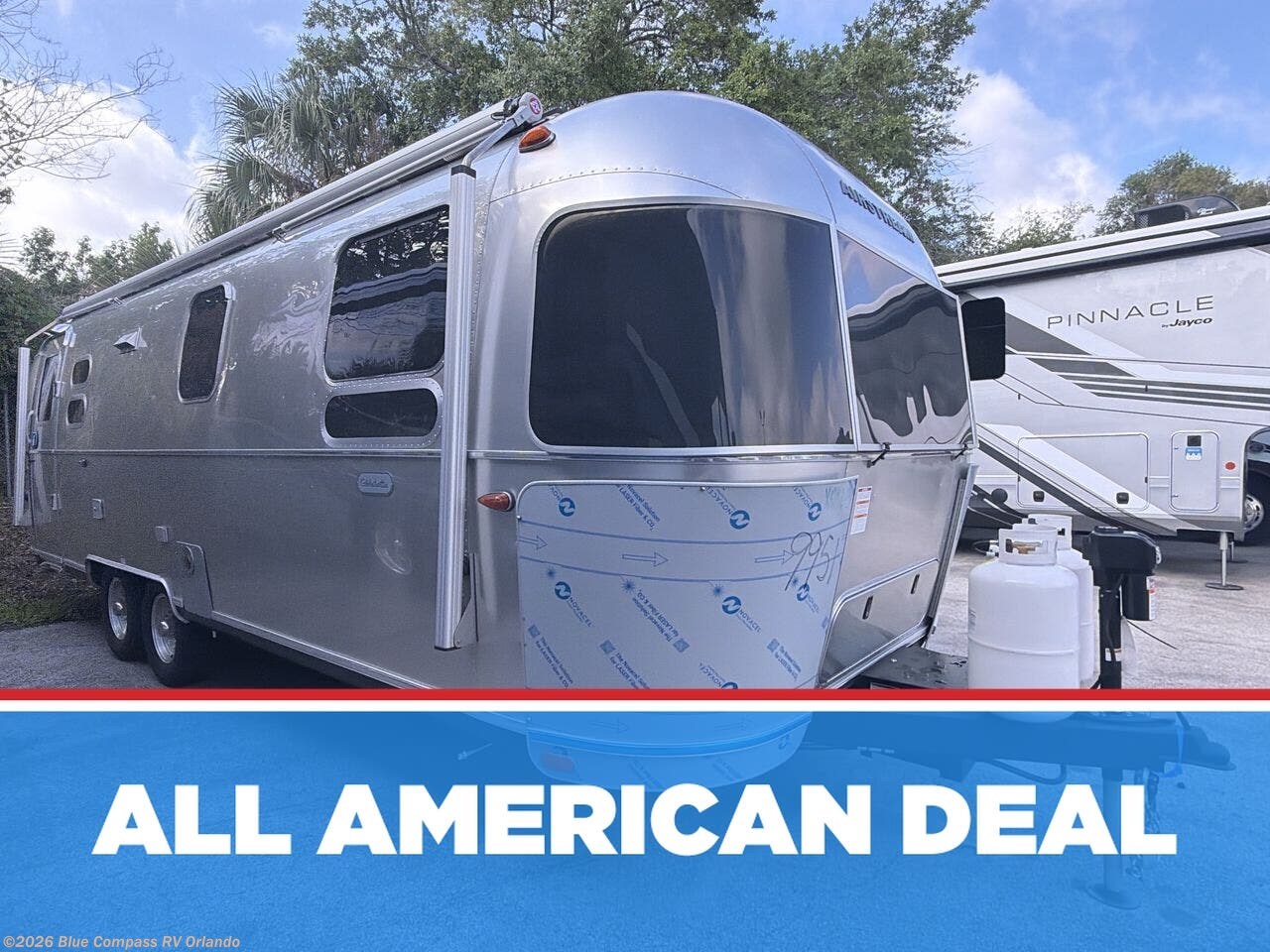 New 2026 Airstream Globetrotter 27FB available in Casselberry, Florida