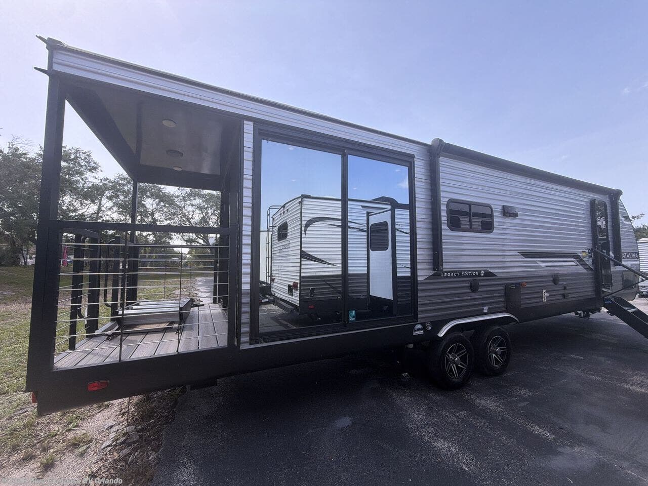 Used 2025 Coachmen Catalina Legacy Edition 283EPIC available in Casselberry, Florida