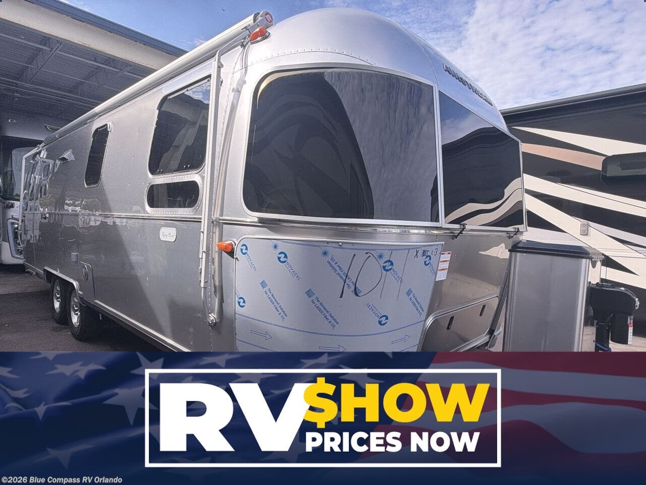 New 2027 Airstream Flying Cloud 27FB available in Casselberry, Florida
