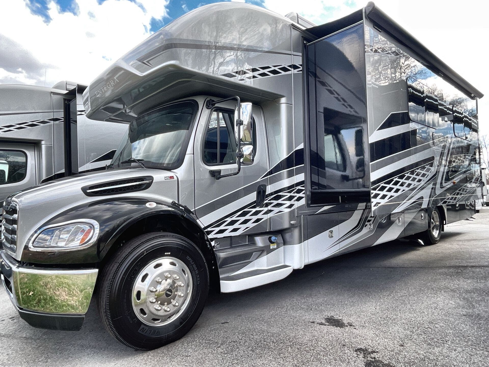 New 2027 Entegra Coach Accolade XL 37K available in Casselberry, Florida