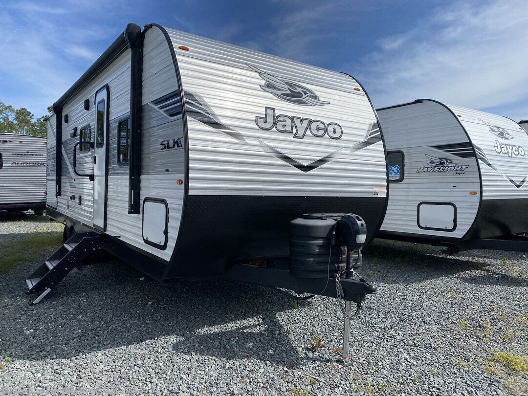 New 2025 Jayco Jay Flight SLX 261BHS available in St. Augustine, Florida